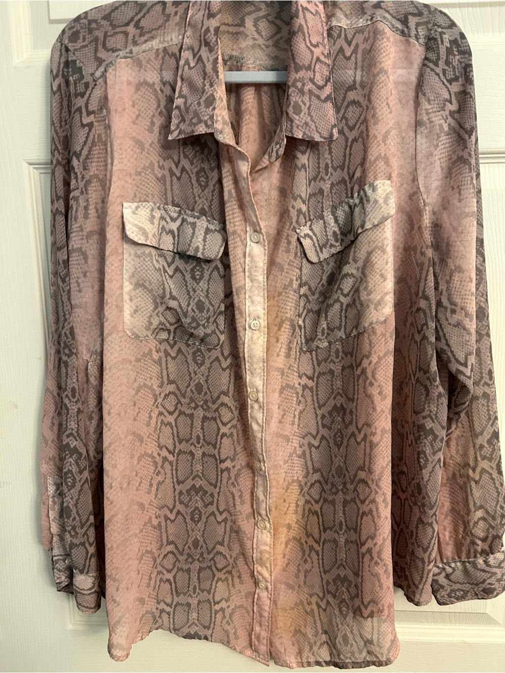 Women’s Old Navy Snakeskin-Print Button-Up Shirt in Blush Gray - XXL